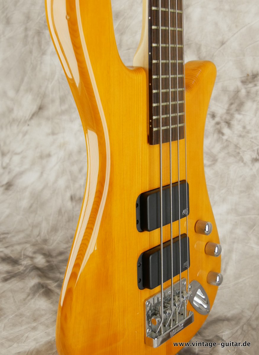 Warwick-Rockbass-Streamer-2005-005.JPG