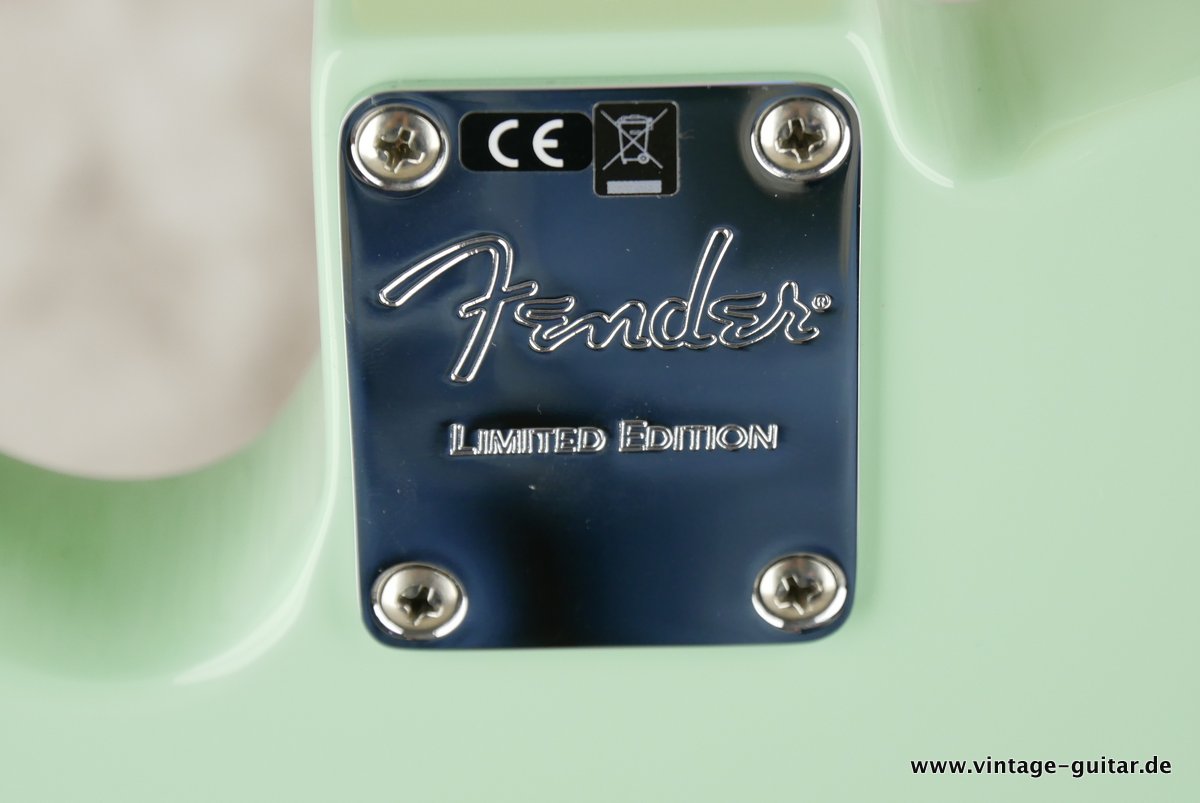 Fender-Jazz-Tele-Parallel-Universe-Limited-Edition-2018-013.JPG