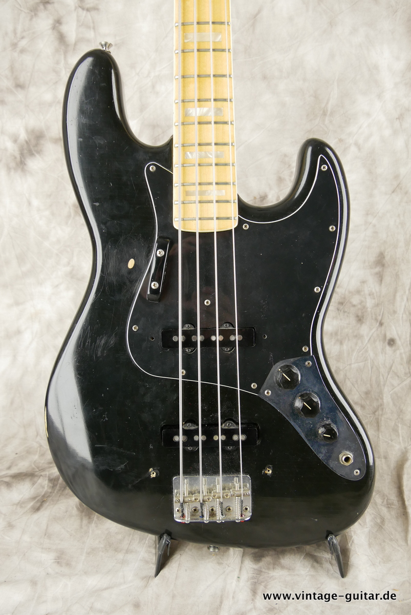 Fender_Jazz_Bass_black_1975-003.JPG
