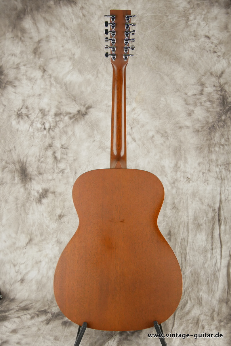 img/vintage/3763/Martin_J_12_15_Mahogany_2001-002.JPG