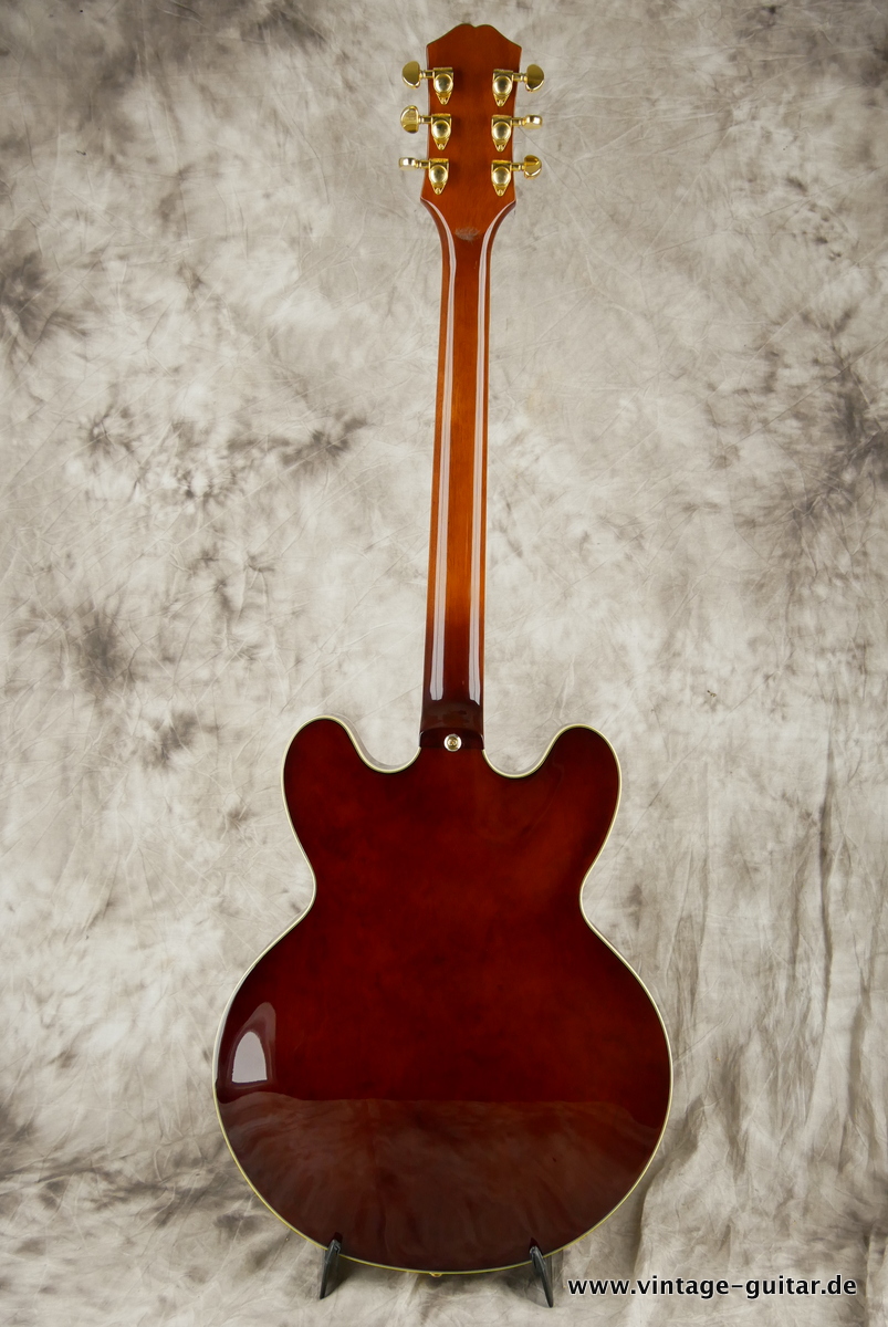 Epiphone_Sheraton_sunburst_1962_LE_2012-002.JPG