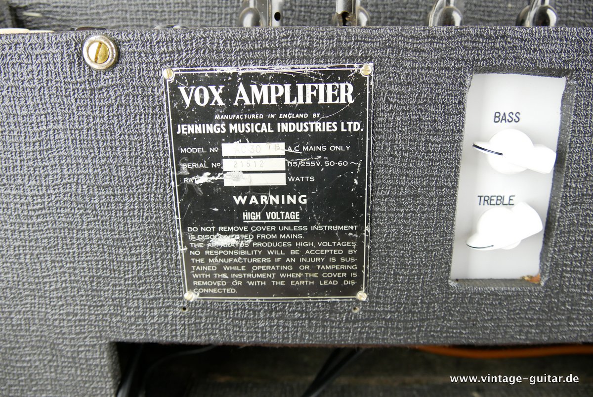 Vox-AC-30-Super-Twin-1963-005.JPG