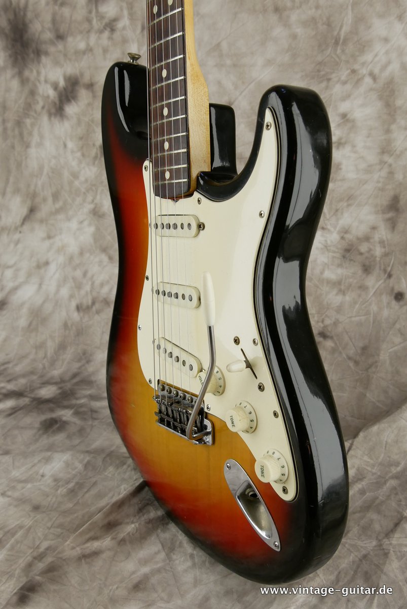 Fender_Stratocaster_1969-sunburst-006.JPG