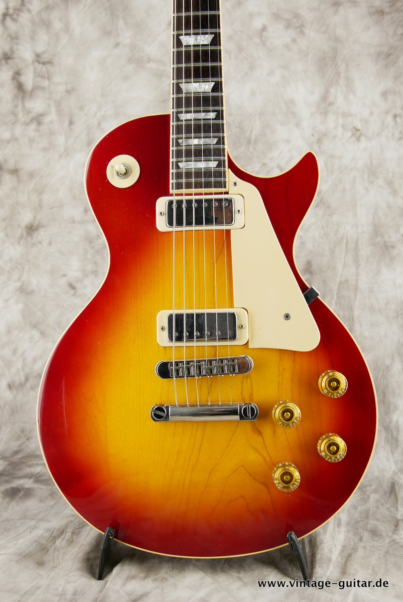 Gibson-Les-Paul-Deluxe-1981-002.JPG