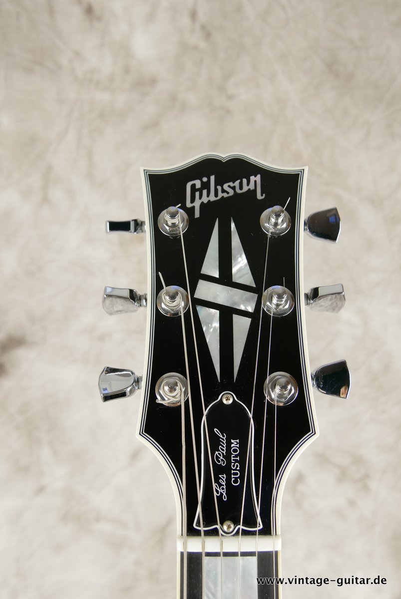 Gibson-Les-Paul-Custom-CS-2011-009.JPG