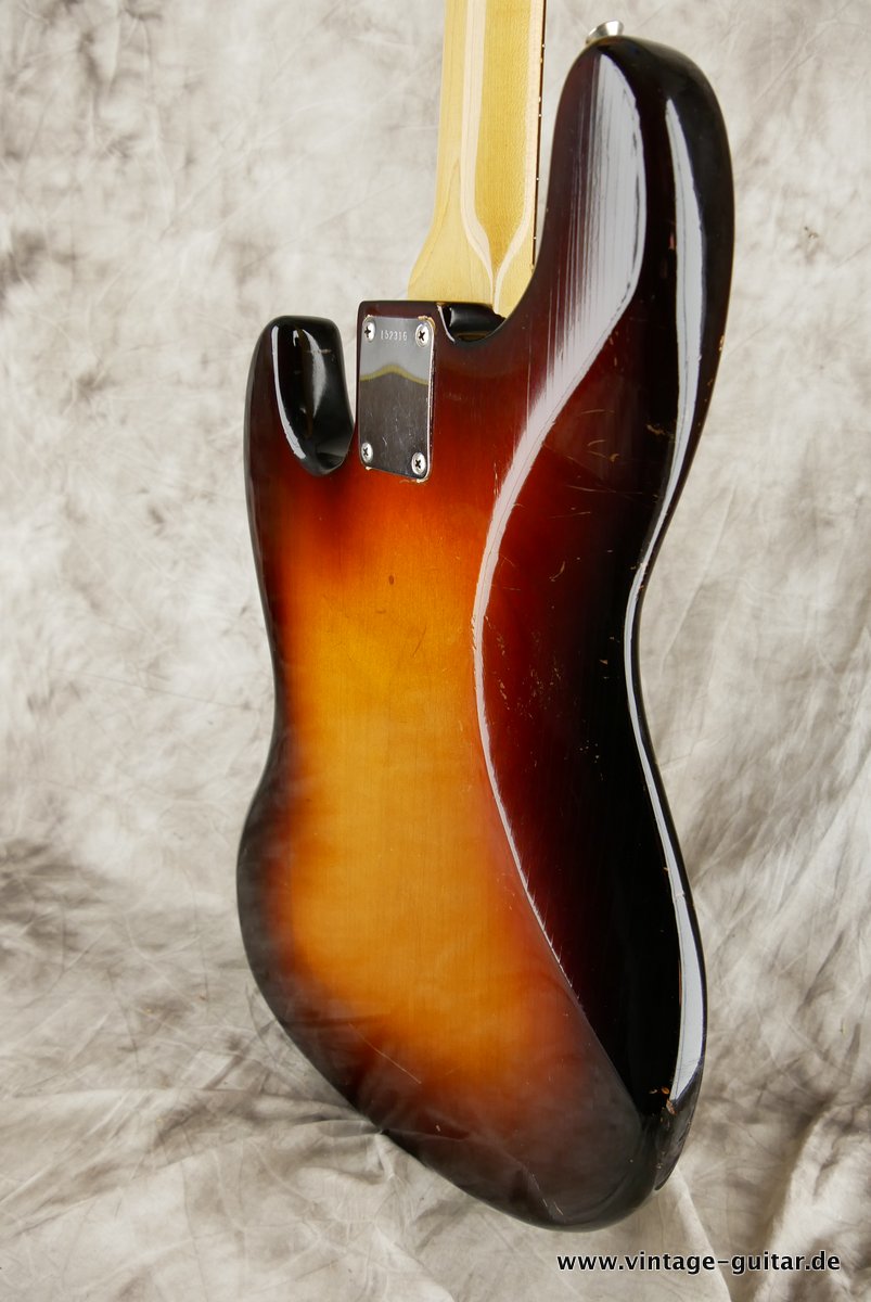 Fender-Jazz-Bass-1964-sunburst-008.JPG