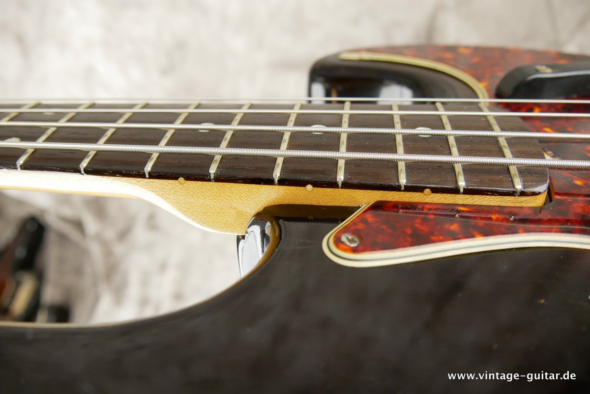Fender-Jazz-Bass-1964-sunburst-015.JPG