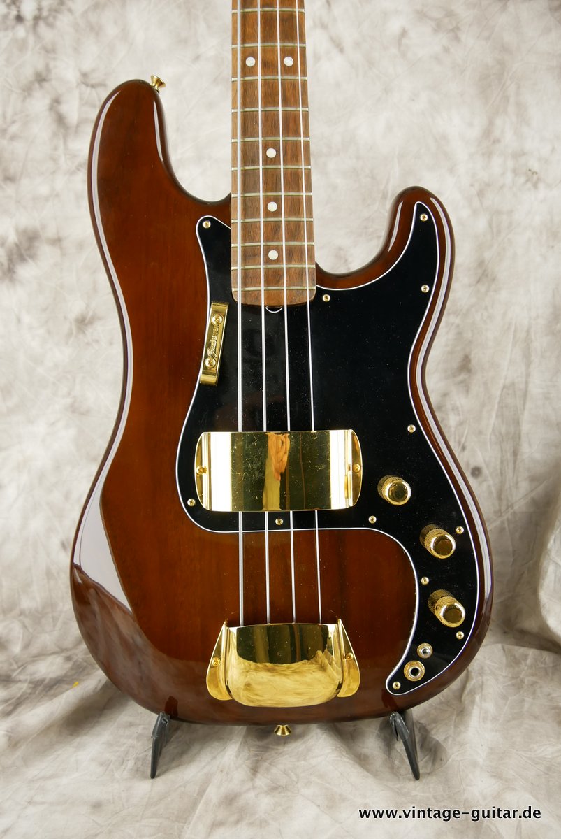 Fender-Precision-Special-walnut-bass-1982-002.JPG