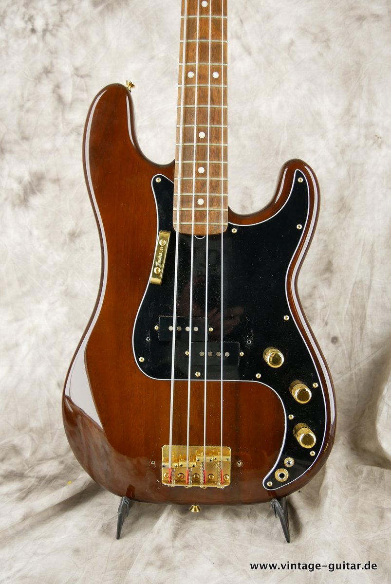 Fender-Precision-Special-walnut-bass-1982-003.JPG