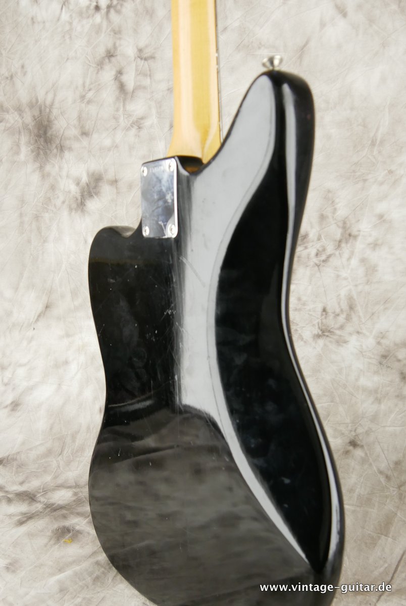 Fender_Jaguar_1965_black-007.JPG