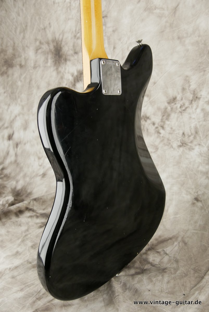 Fender_Jaguar_1965_black-008.JPG