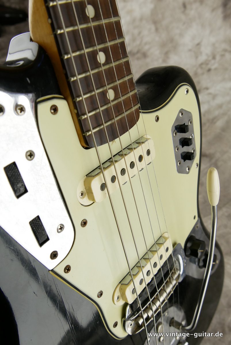 Fender_Jaguar_1965_black-016.JPG