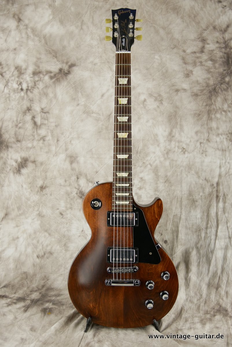 Brown Gibson Les Paul 2024 favors