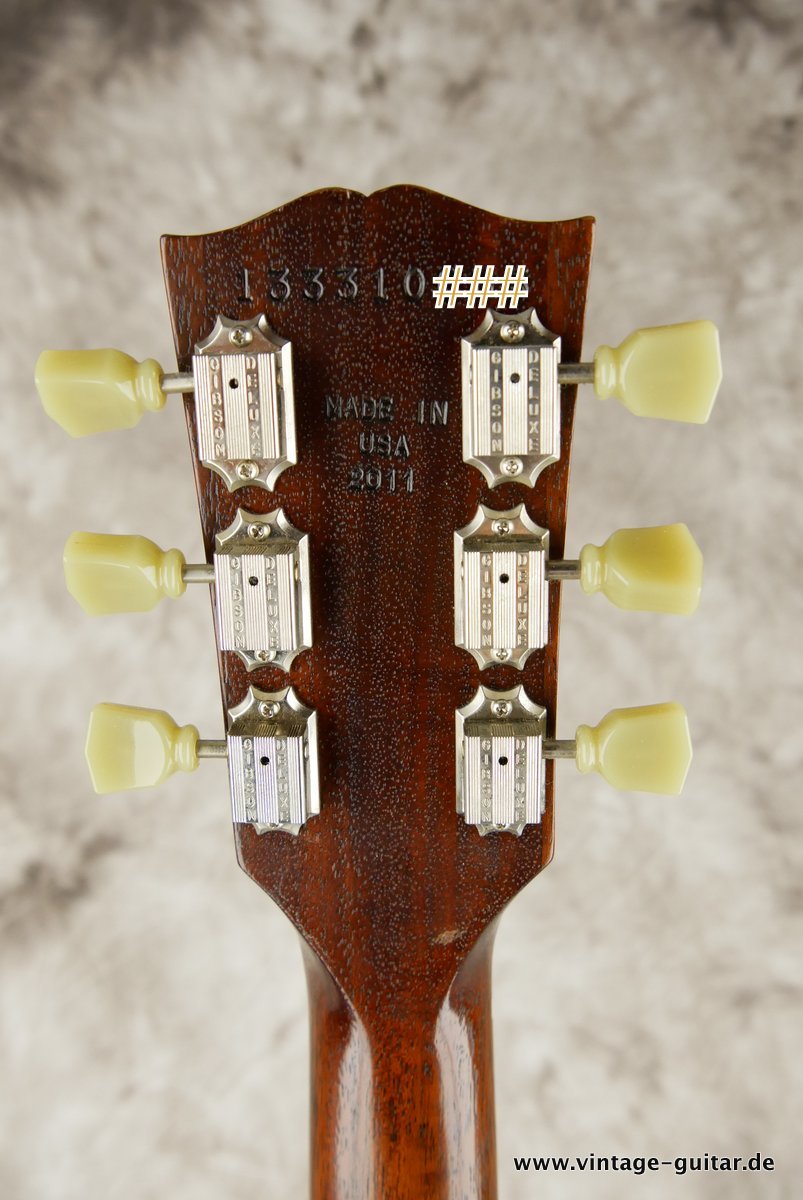 Gibson_Les_Paul_Studio_Worn_Brown_2011-010.JPG