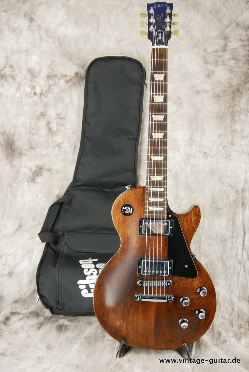 Gibson Les Paul Studio worn brown 2011 A 1257
