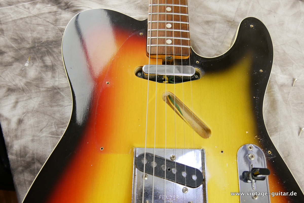 Fender_Telecaster_Custom_sunburst_1967-022.JPG