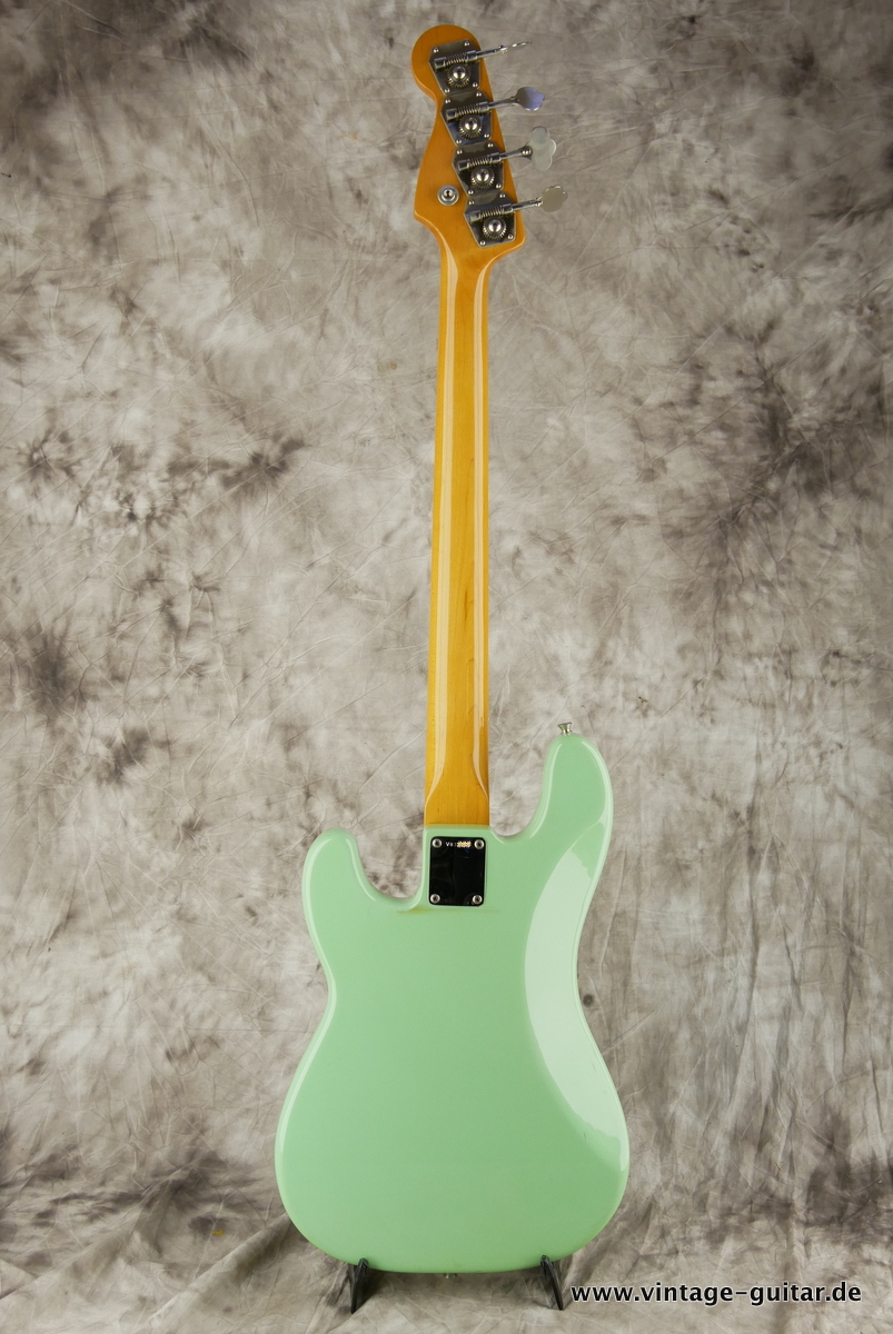 img/vintage/3814/Fender_Precision_Bass_62_AVRI_sea_foam_green_1993-002.JPG