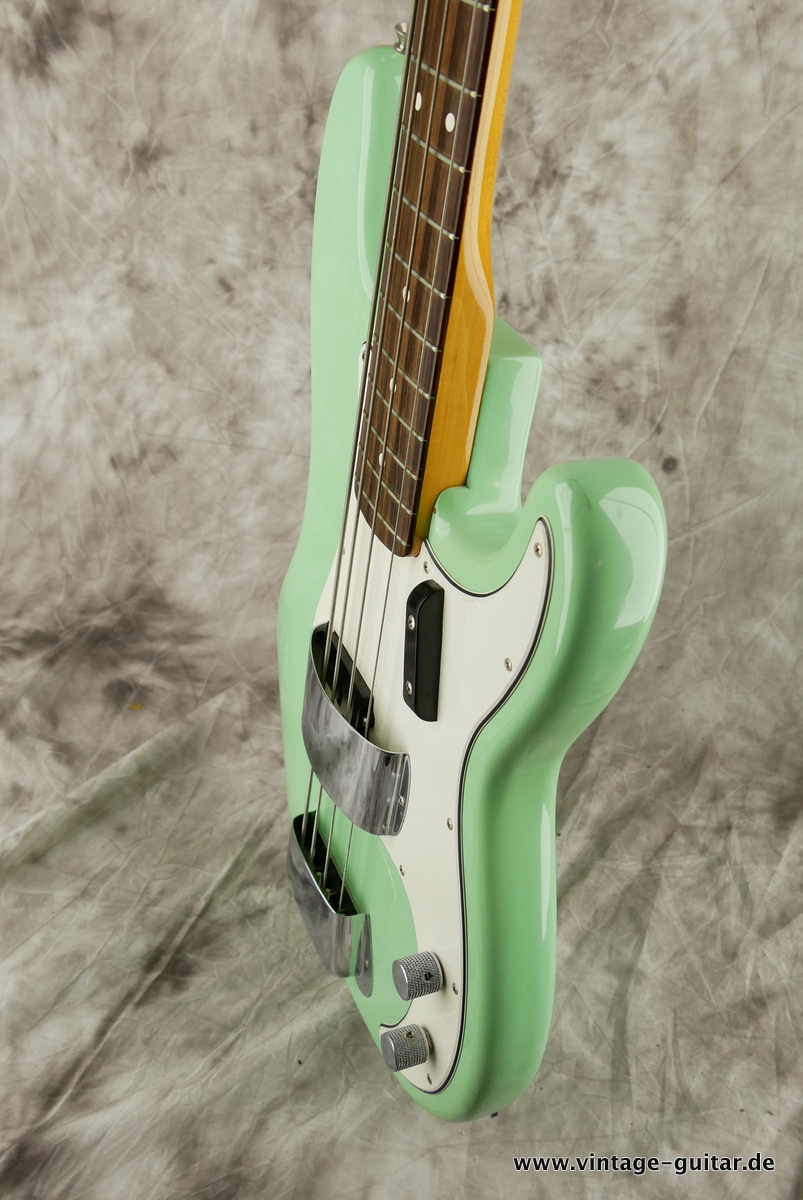 Fender_Precision_Bass_62_AVRI_sea_foam_green_1993-006.JPG