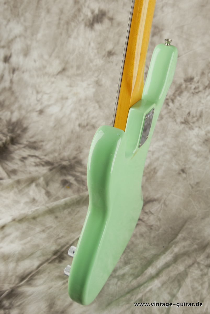 img/vintage/3814/Fender_Precision_Bass_62_AVRI_sea_foam_green_1993-007.JPG