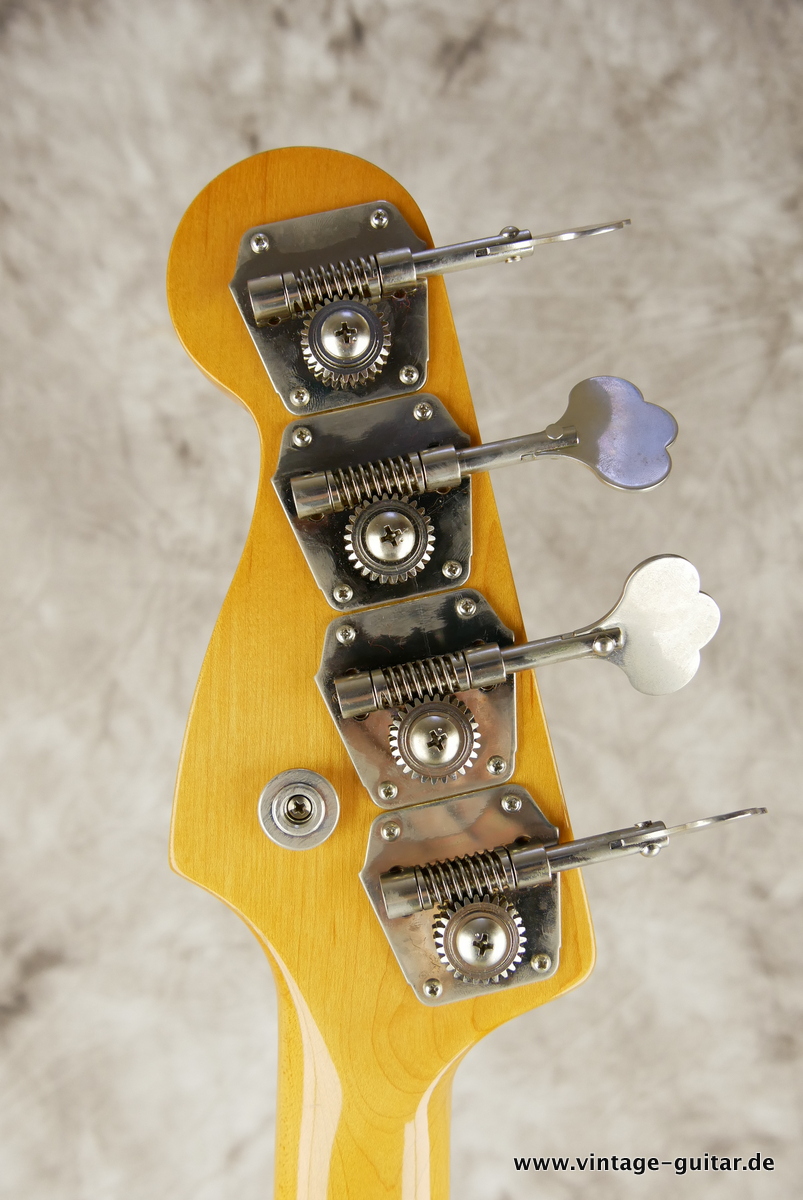 img/vintage/3814/Fender_Precision_Bass_62_AVRI_sea_foam_green_1993-010.JPG