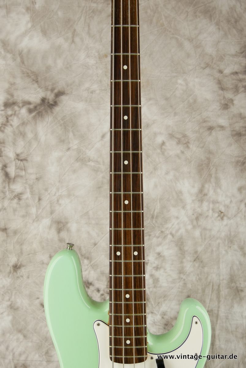 Fender_Precision_Bass_62_AVRI_sea_foam_green_1993-011.JPG