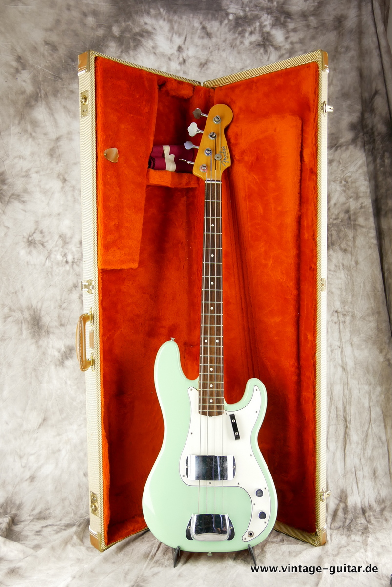 Fender_Precision_Bass_62_AVRI_sea_foam_green_1993-013.JPG