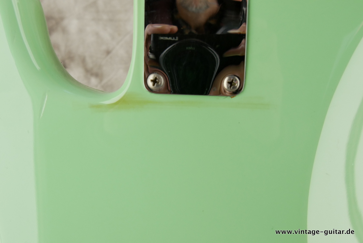 img/vintage/3814/Fender_Precision_Bass_62_AVRI_sea_foam_green_1993-014.JPG