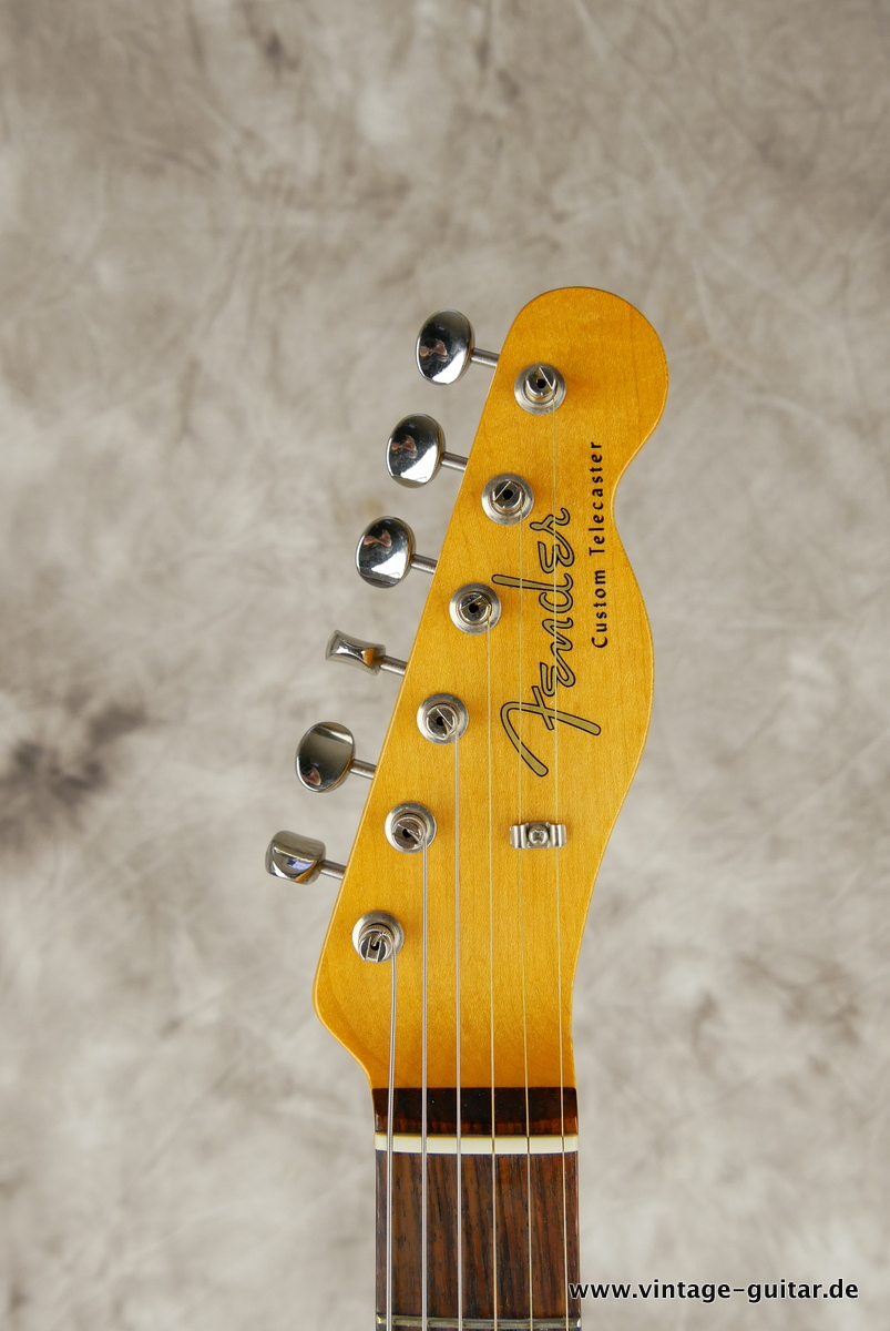 img/vintage/3815/Fender_Telecaster_Custom_62_Vintage_RI_black_2008-009.JPG