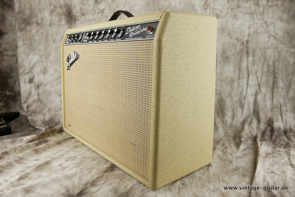 Fender_Deluxe_Reverb_RI_blonde_1994-004.JPG