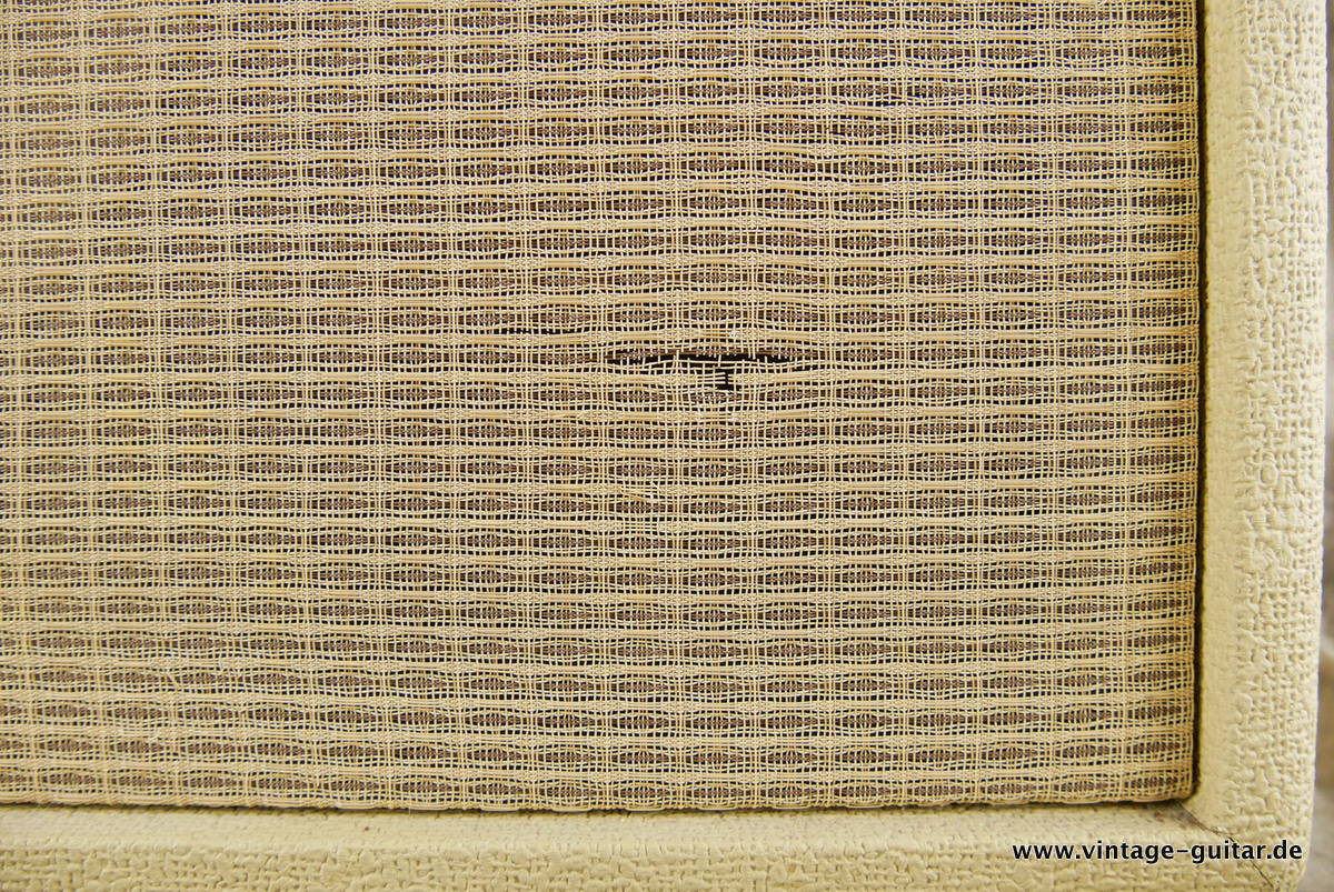 img/vintage/3816/Fender_Deluxe_Reverb_RI_blonde_1994-011.JPG