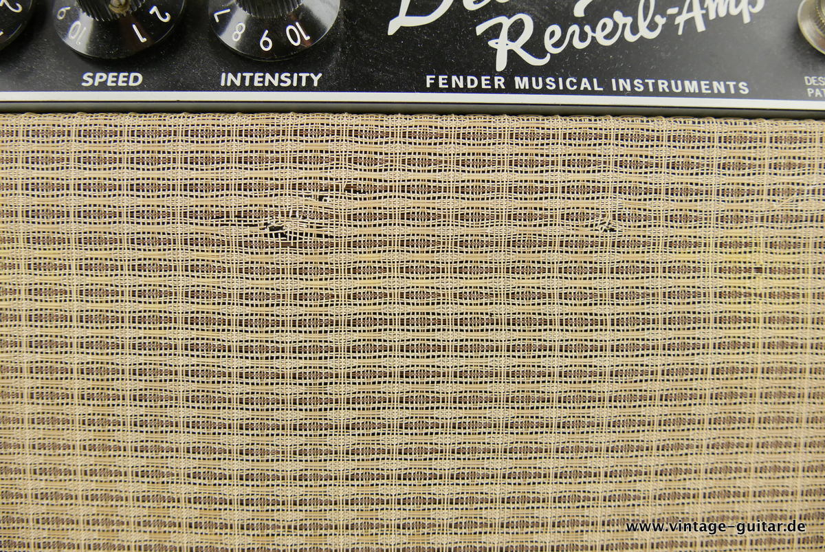 Fender_Deluxe_Reverb_RI_blonde_1994-012.JPG