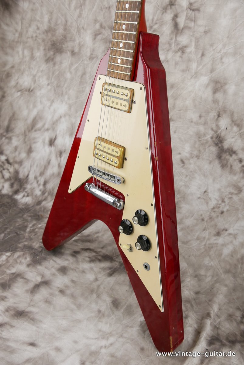 Ibanez-Model-2387-Copy-of-Flying-V-1975-006.JPG