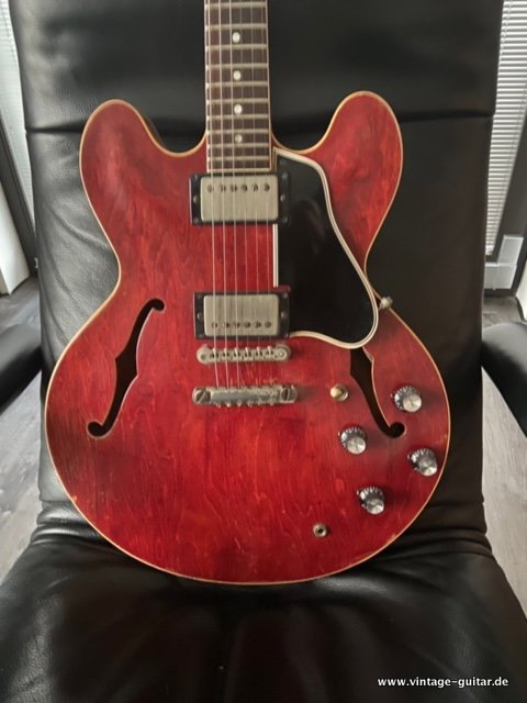 Gibson-ES-335-TD-1962-PAF-002.jpg