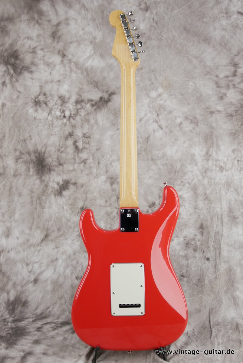 Fender-Stratocaster-1965-fiesta-red-reissue-003.JPG