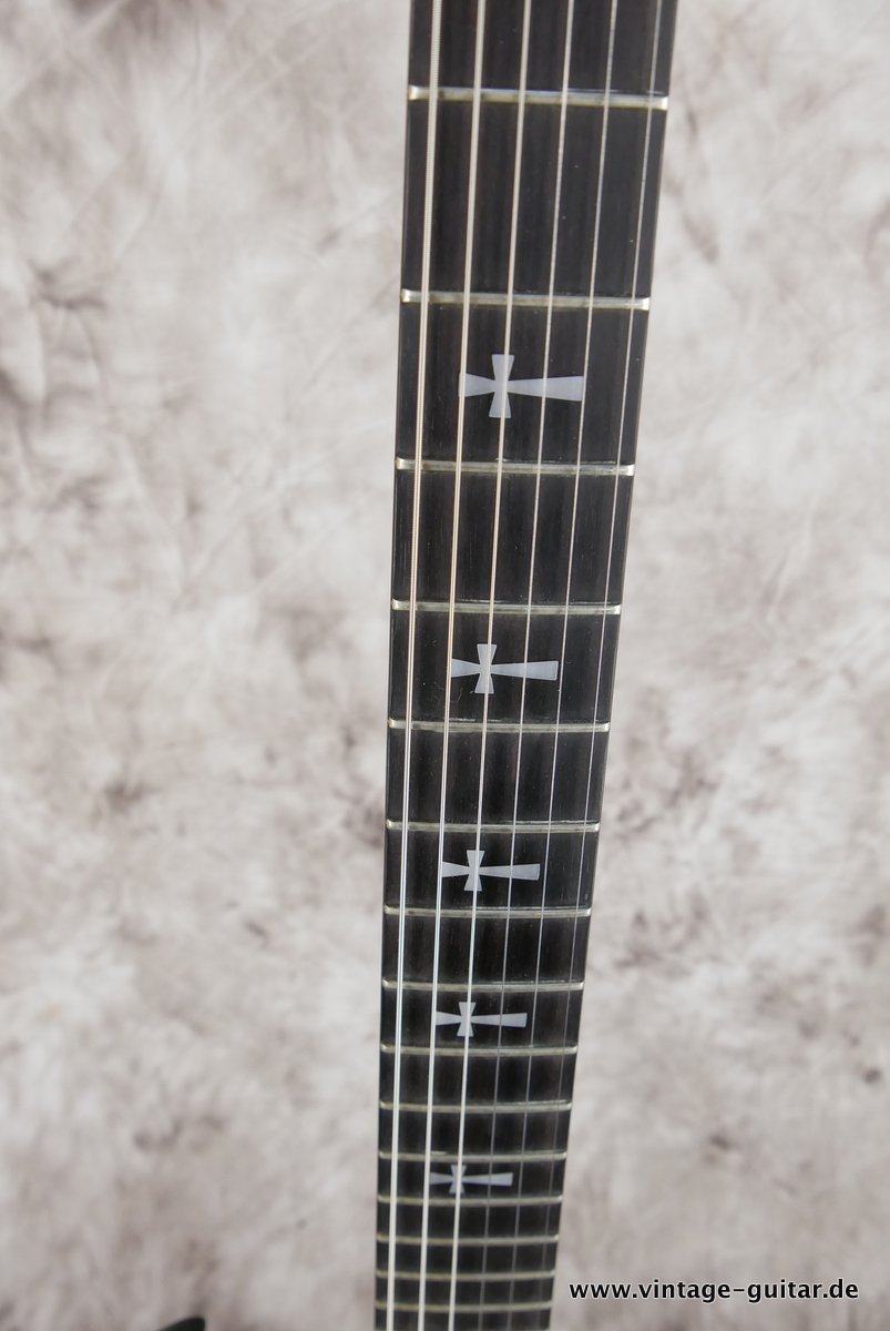 Gibson-SG-Tony-Iommi-Signature-2001-011.JPG