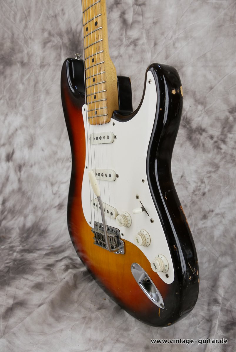 Fender-Stratocaster-1959-sunburst-maple-neck-006.JPG