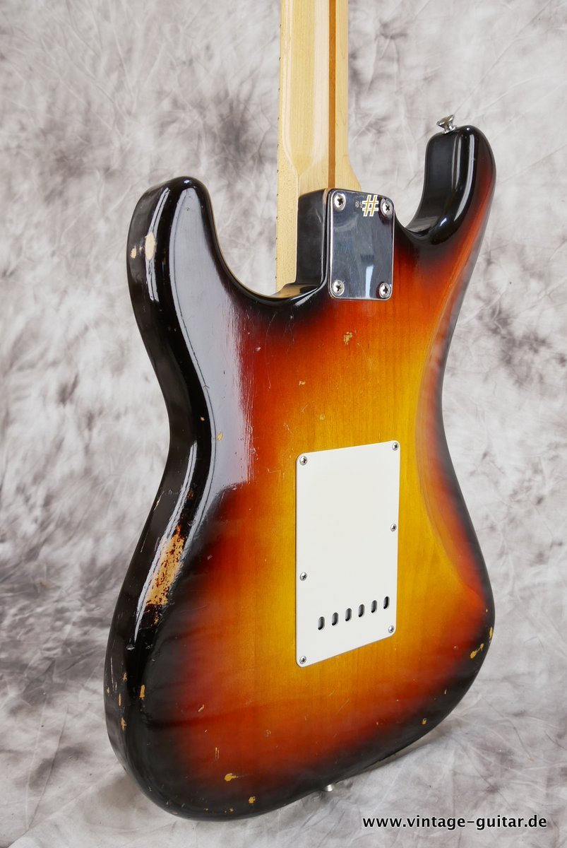 Fender-Stratocaster-1959-sunburst-maple-neck-008.JPG