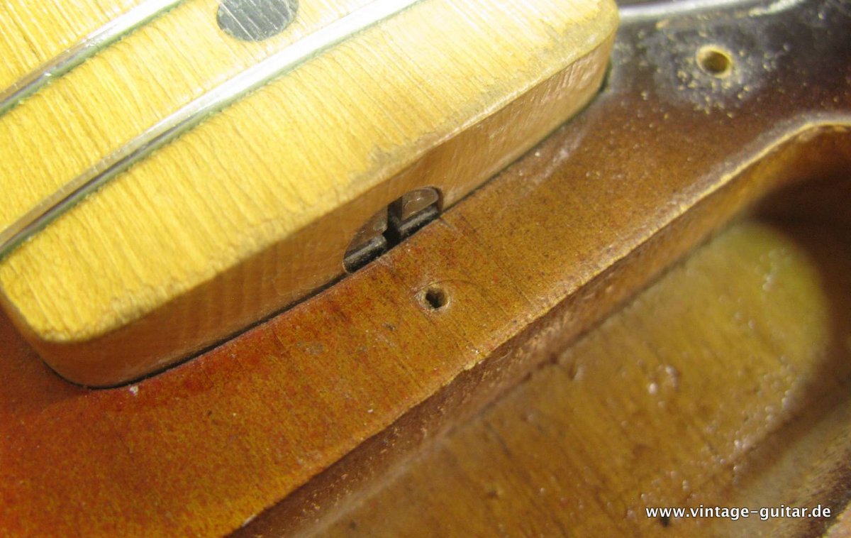 Fender-Stratocaster-1959-sunburst-maple-neck-033.JPG