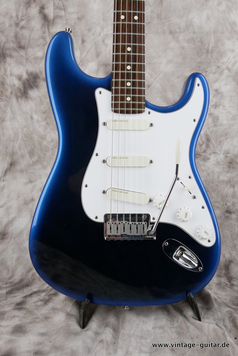 Fender_Stratocaster_Plus_blue_burst_1993-003.JPG