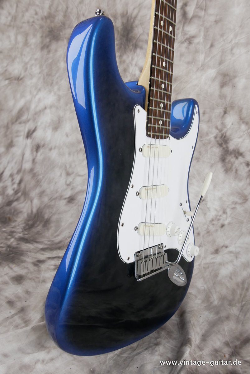 Fender_Stratocaster_Plus_blue_burst_1993-005.JPG