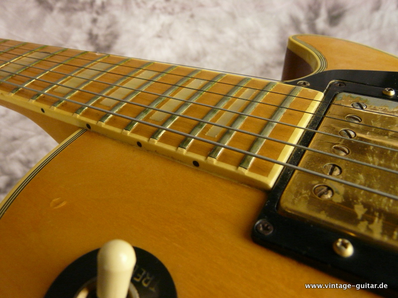 Gibson_Les_Paul-Custom-natural-maple-neck-1975-013.JPG