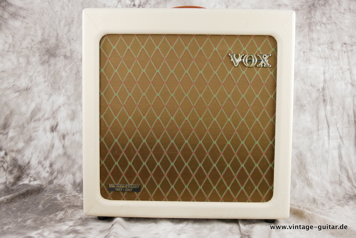 img/vintage/3895/Vox_AC_15_H1TV_white_2007-001.JPG