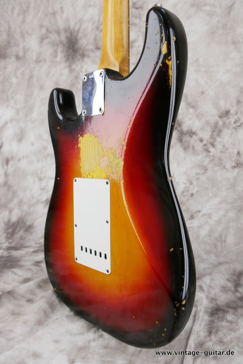 Fender-Stratocaster-1963-sunburst-008.JPG