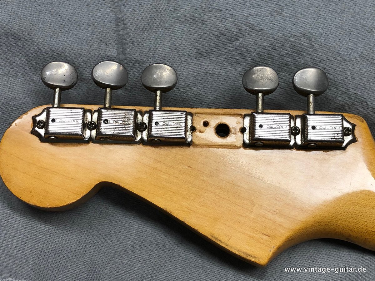 Fender-Stratocaster-1963-sunburst-027.JPG