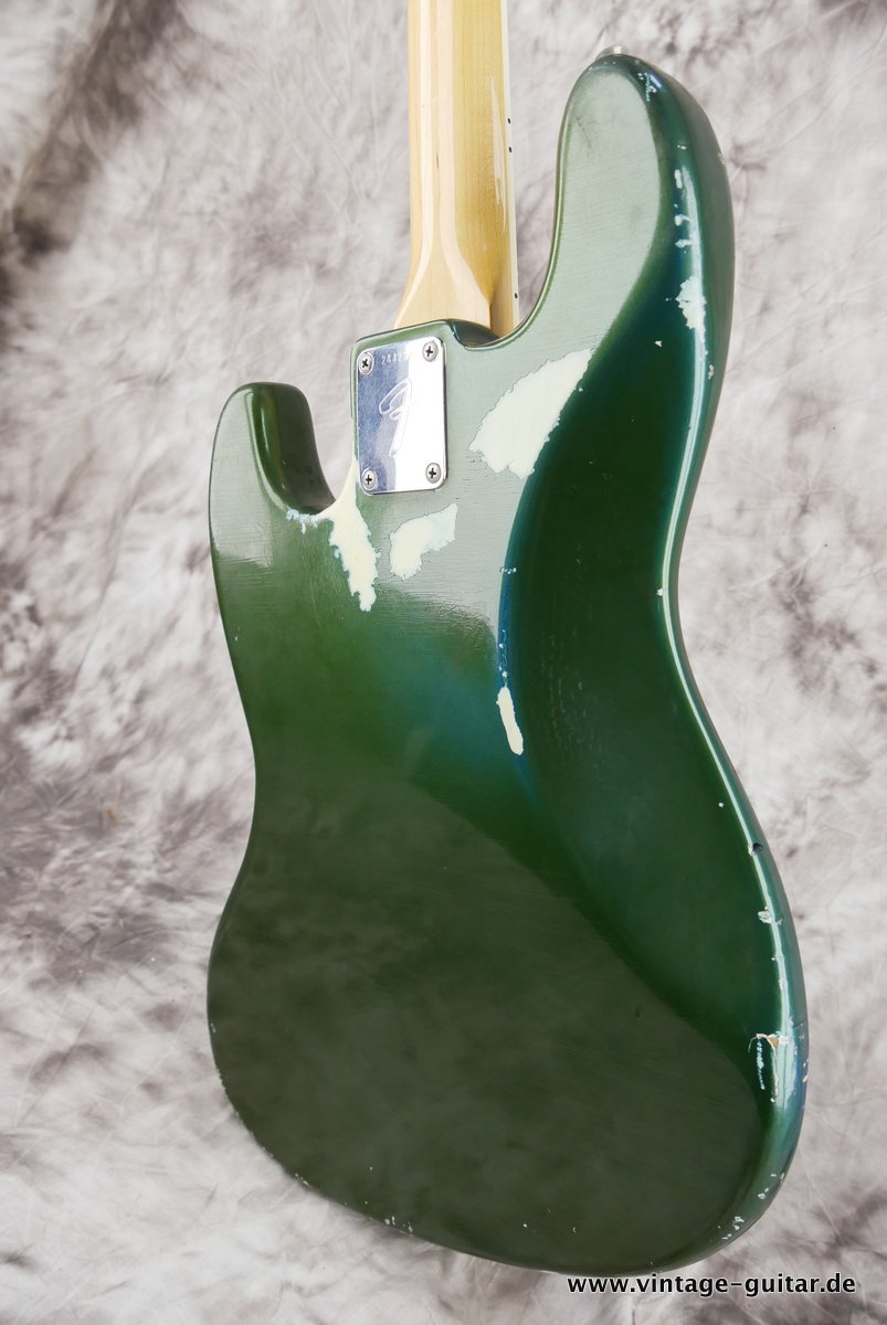 Fender-Jazz-Bass-1967-lake-placid-blue-008.JPG