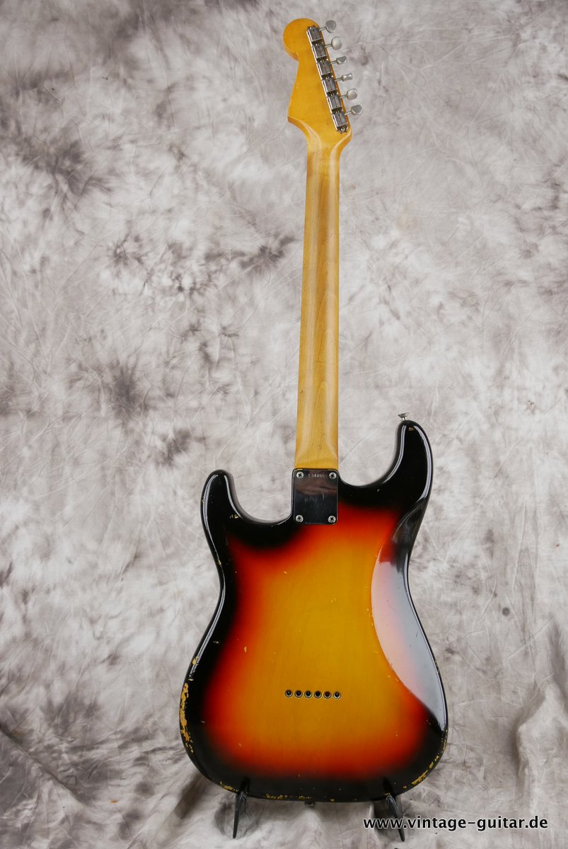 Fender-Stratocaster-sunburst-1964-hardtail-013.JPG