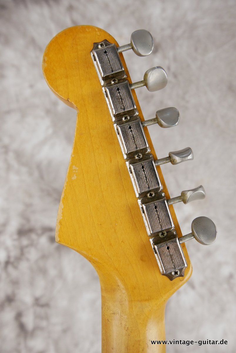 Fender-Stratocaster-sunburst-1964-hardtail-020.JPG