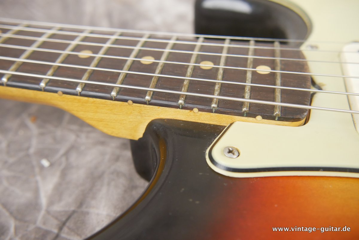 Fender-Stratocaster-sunburst-1964-hardtail-024.JPG