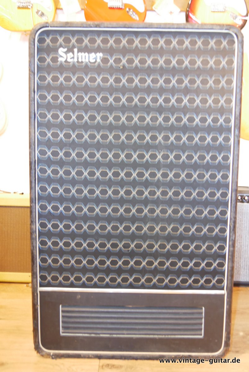 img/vintage/3905/Selmer_1x18_Goodman__Bass_cab_1965-001.JPG