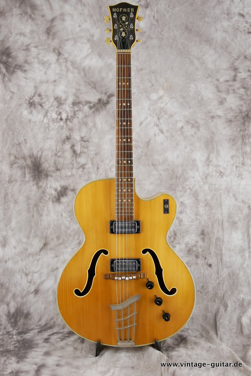 Hofner 4570 on sale